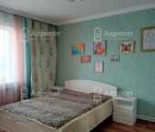 коттедж 242.4 кв м б-р. Сиреневый