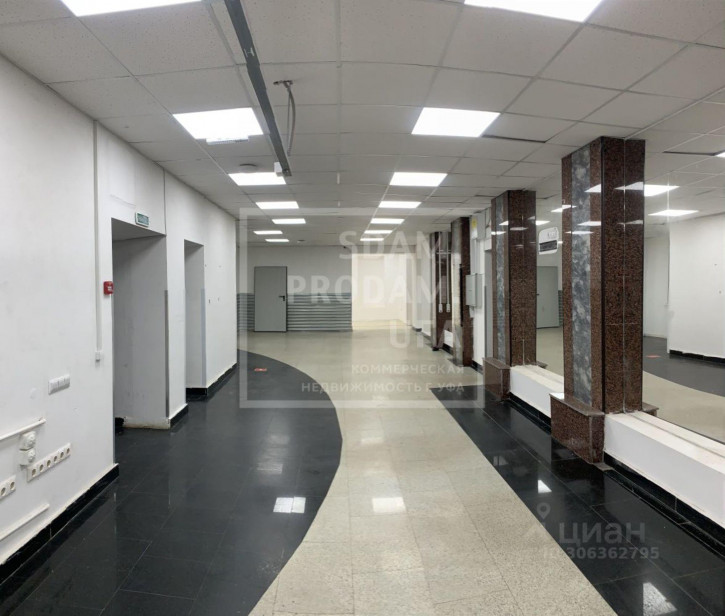 Торговое помещение Российская улица, 98/1,  д. 98/1