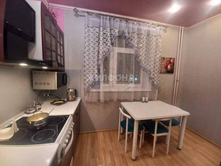 3-комн квартира Комсомольская улица, д.17