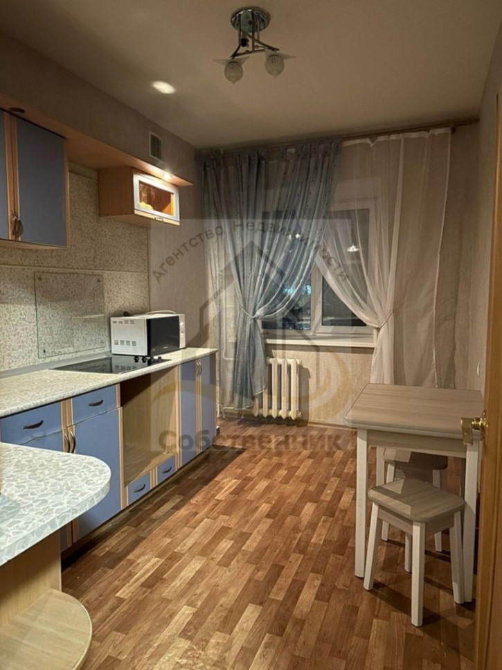 2-комн квартира МОПРА ул, 8б