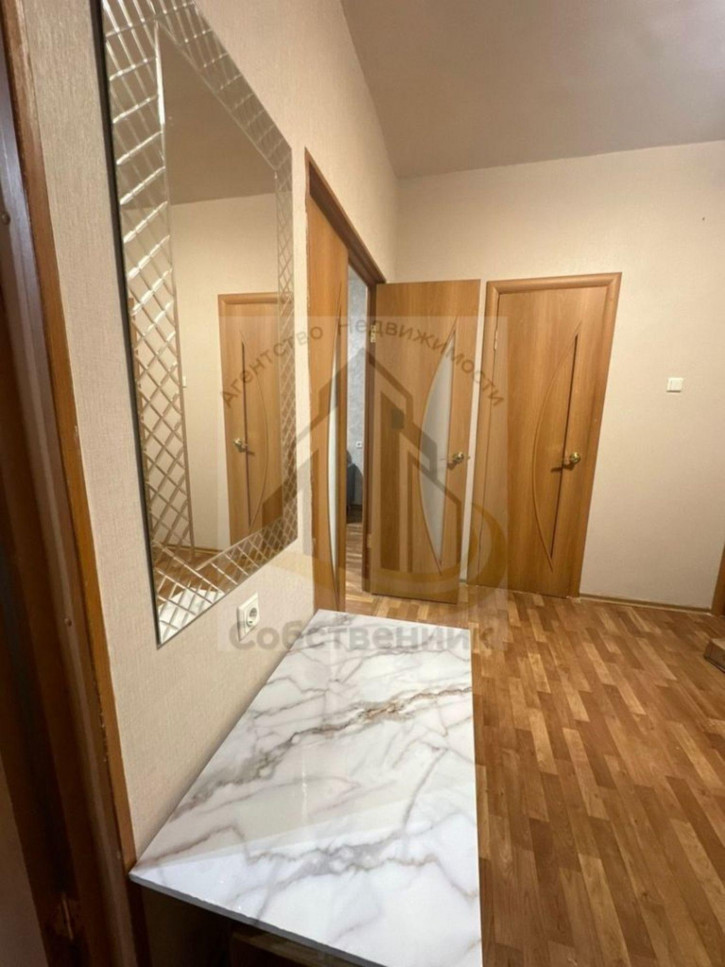 2-комн квартира МОПРА ул, 8б