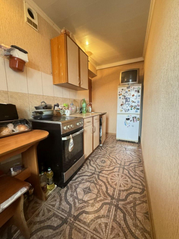 3-комн квартира Профессиональная ул, 35