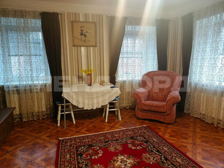 3-комн квартира Социалистическая улица, 224/44