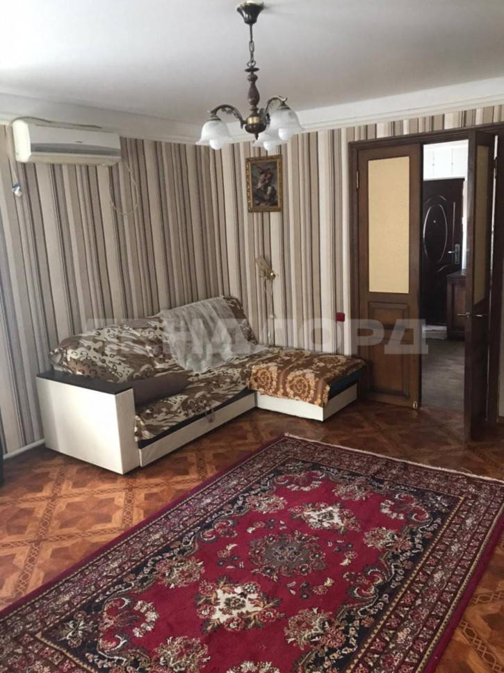 3-комн квартира Социалистическая улица, 224/44