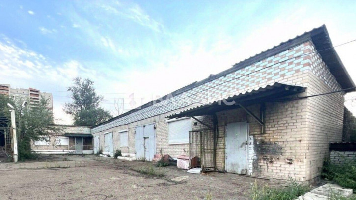 Отдельное здание Перронная улица, 15,  д. 15 Отдельное здание Перронная улица, 15,  д. 15
