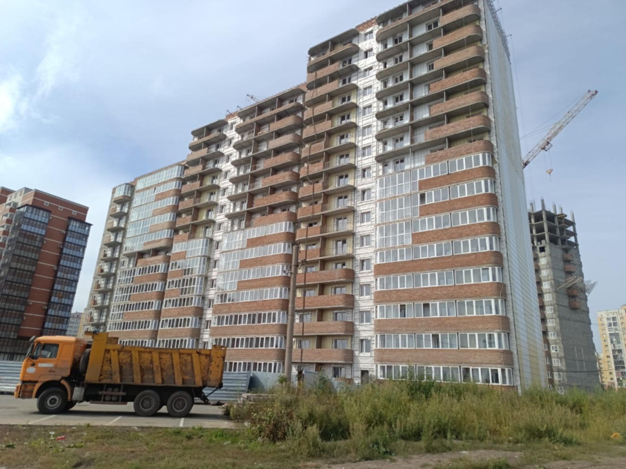 Купить квартиру за 3 227 000 рублей на ул Б.Г.Шаронова, 29