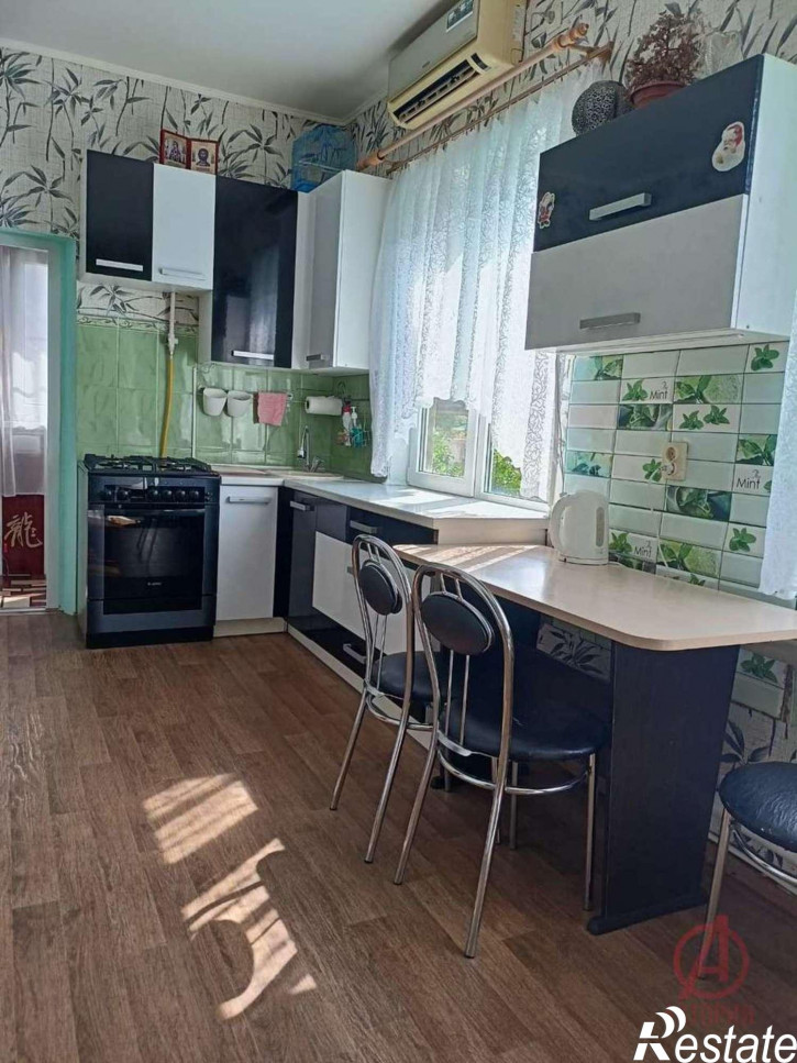 2-комн квартира улица Ленина, 4