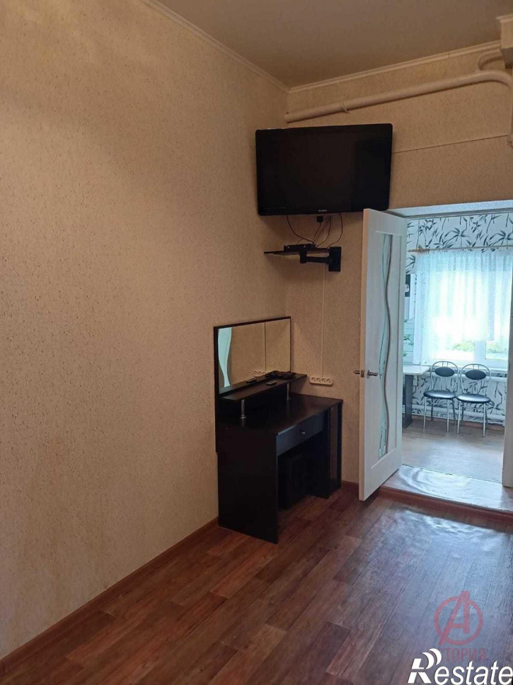 2-комн квартира улица Ленина, 4