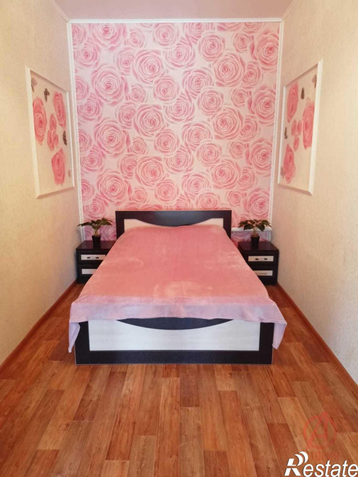 2-комн квартира улица Ленина, 4