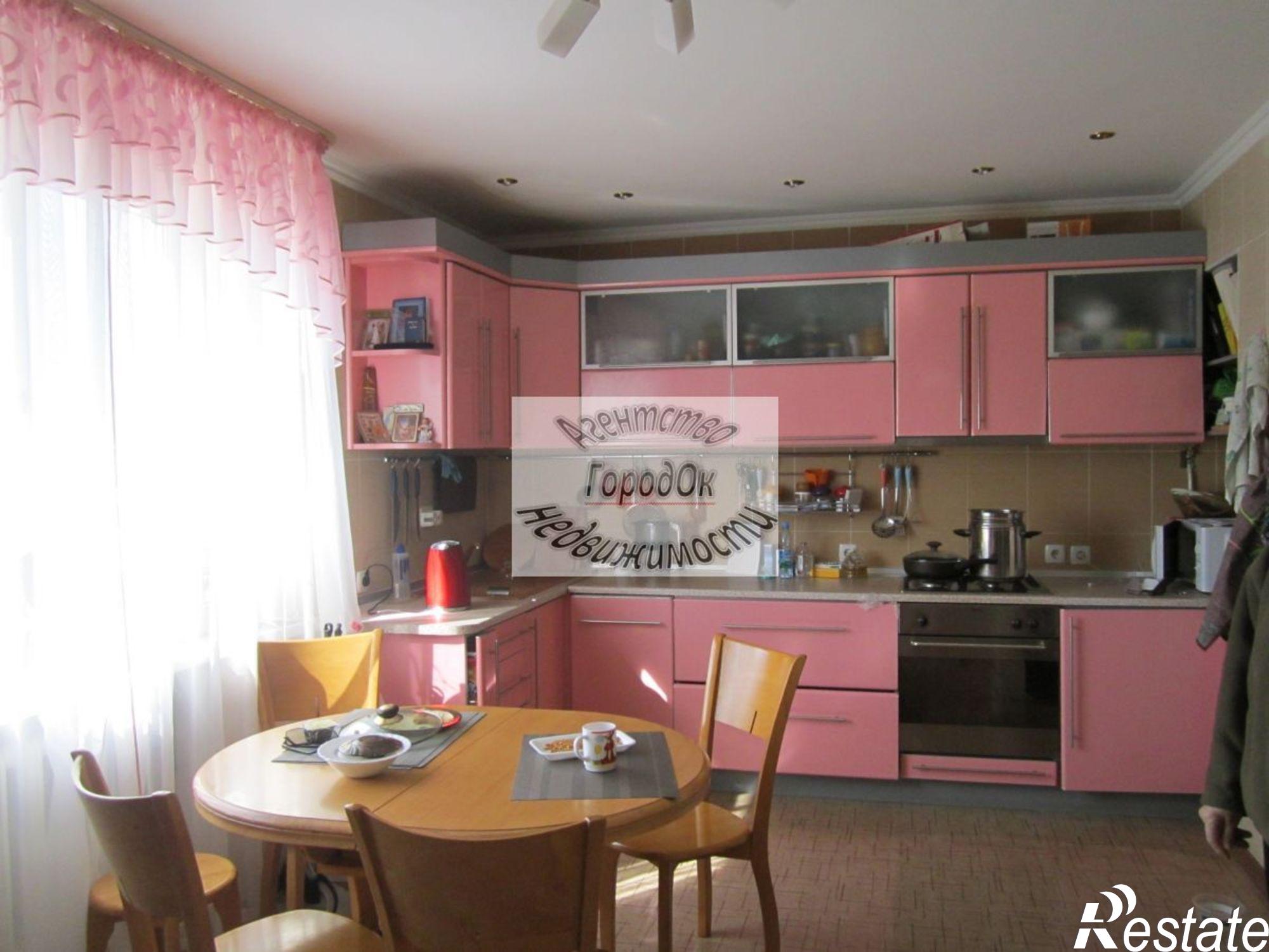 Купить дачу, дом, коттедж за 15 500 000 рублей на Лесновка с