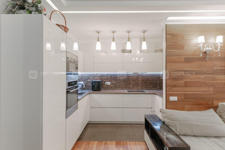 3-комн квартира тракт. Сибирский, дом 13