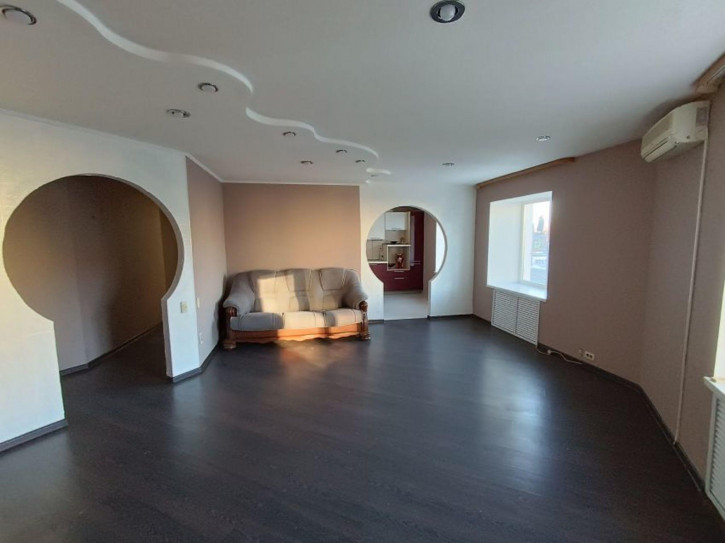 3-комн квартира в новом доме Красина улица, 77