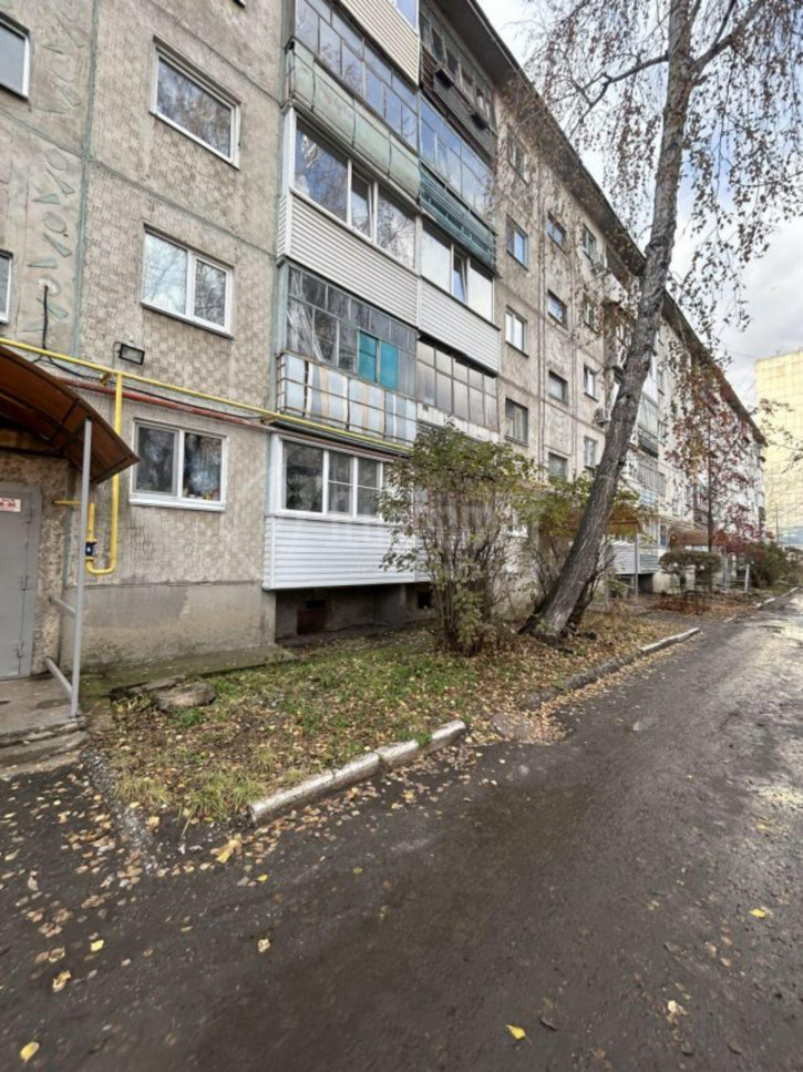 3-комн квартира 1 Мая улица, 19