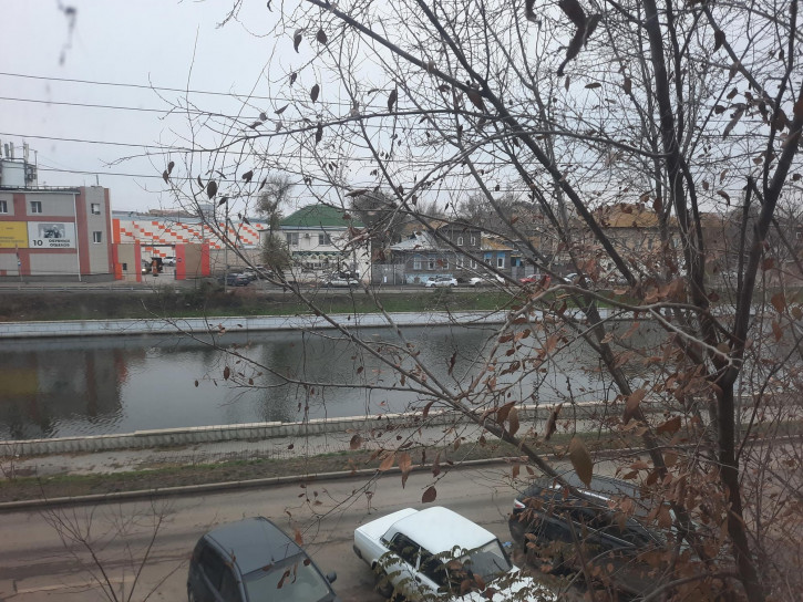 3-комн квартира г. Астрахань,  Кировский район,  ул Набережная 1 Мая/Бабушкина, д.147/104