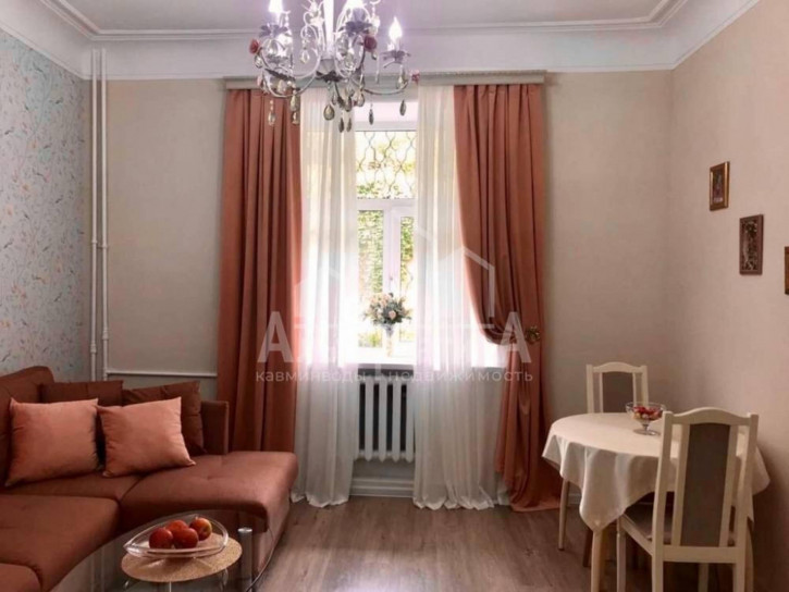 2-комн квартира Чкалова ул.