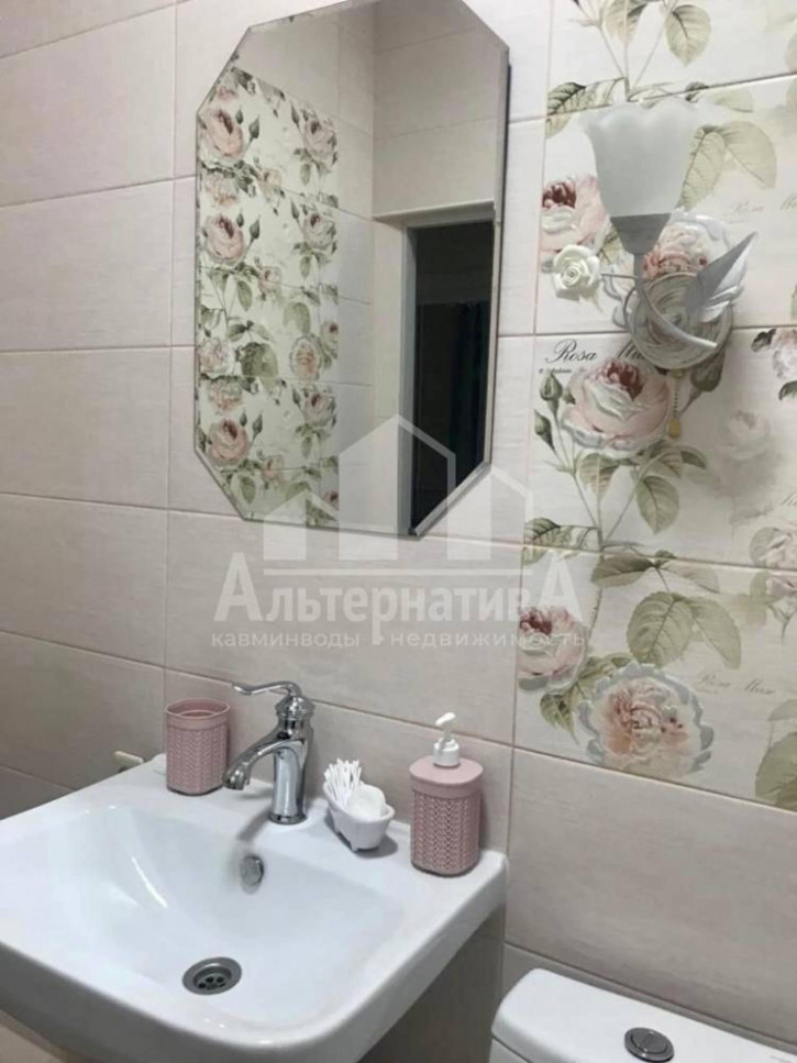 2-комн квартира Чкалова ул.