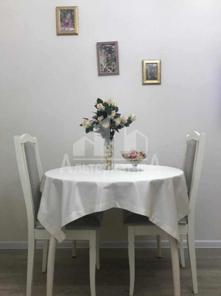 2-комн квартира Чкалова ул.