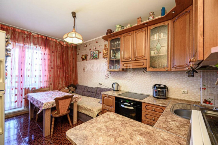 2-комн квартира Бориса Богаткова, 253/4