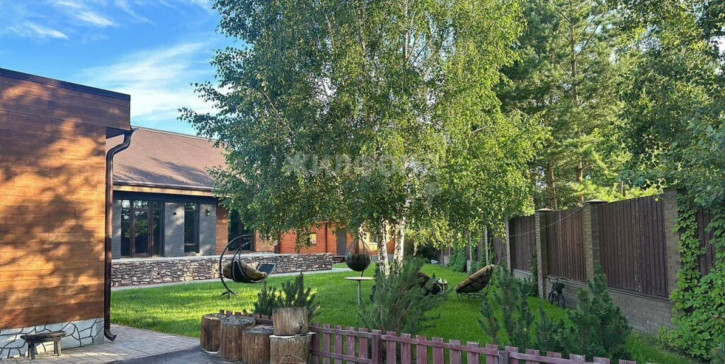 Коттедж/дом Озерный