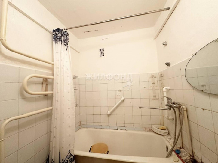 1-комн квартира Ударная, 33/1