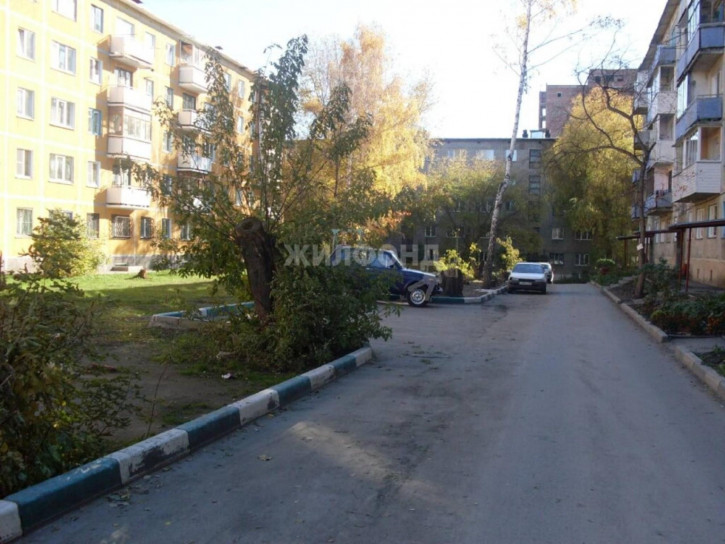 2-комн квартира Кошурникова, 13/1