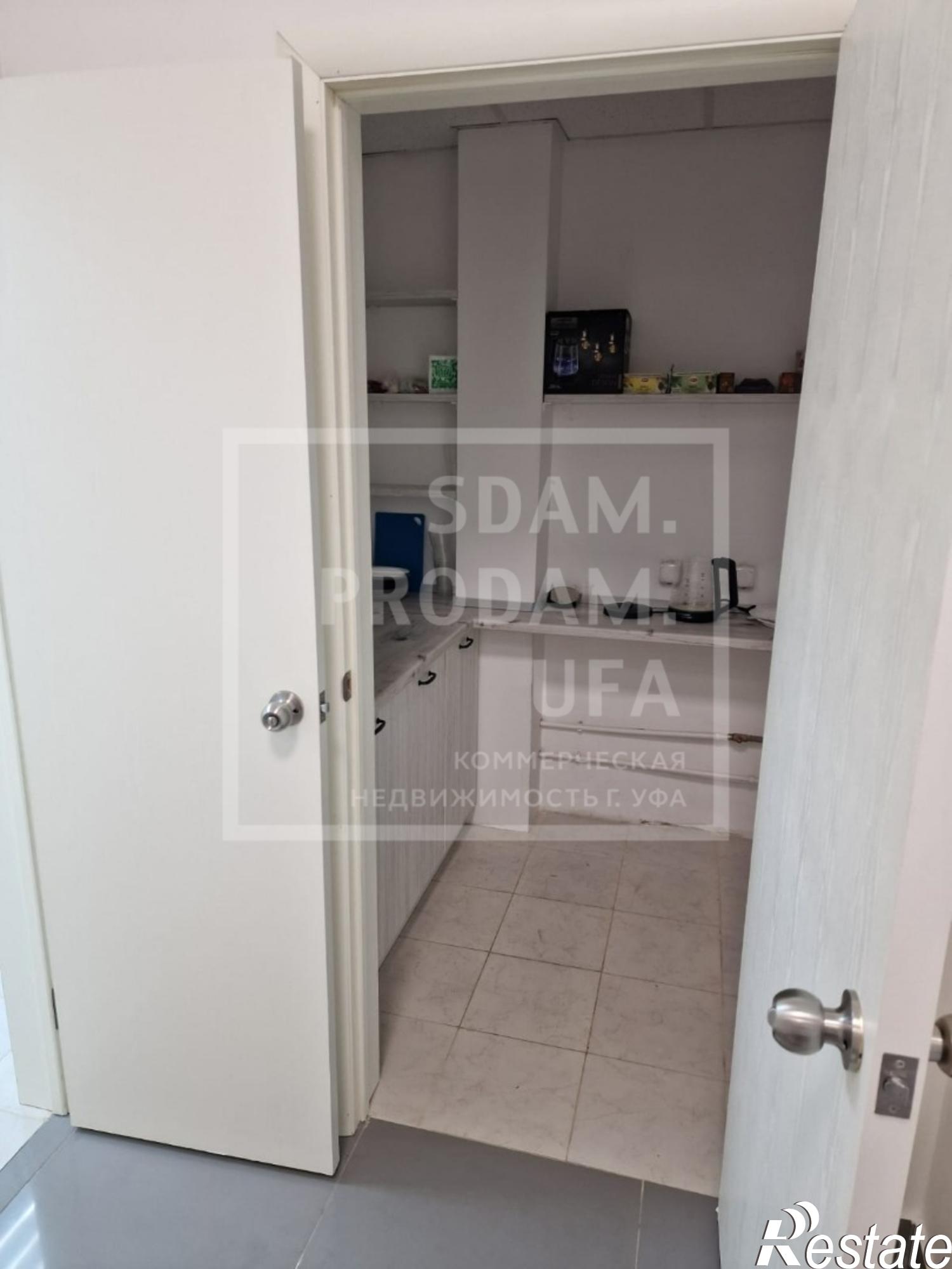 Купить офис, помещение под офис за 20 000 000 рублей на Октября проспект, д.107Б