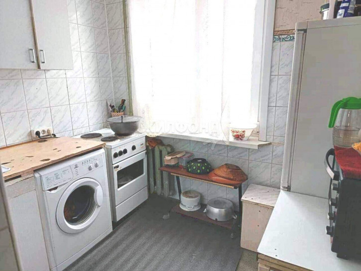 2-комн квартира Зорге улица, д.241