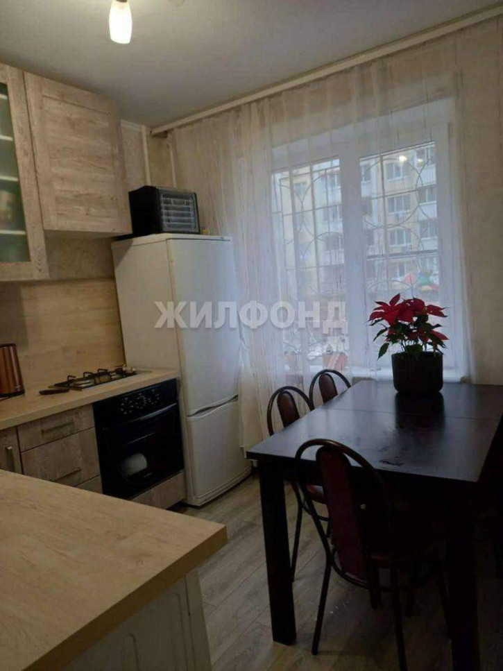 3-комн квартира Ломоносова улица, д.114/19