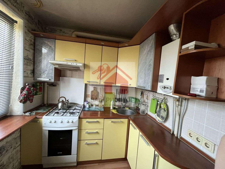 2-комн квартира Революционная улица, 138