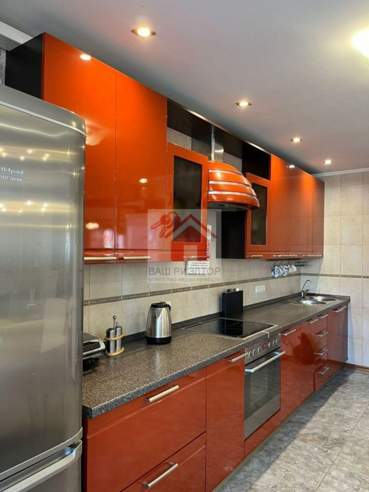 3-комн квартира Солнечная улица, 43б