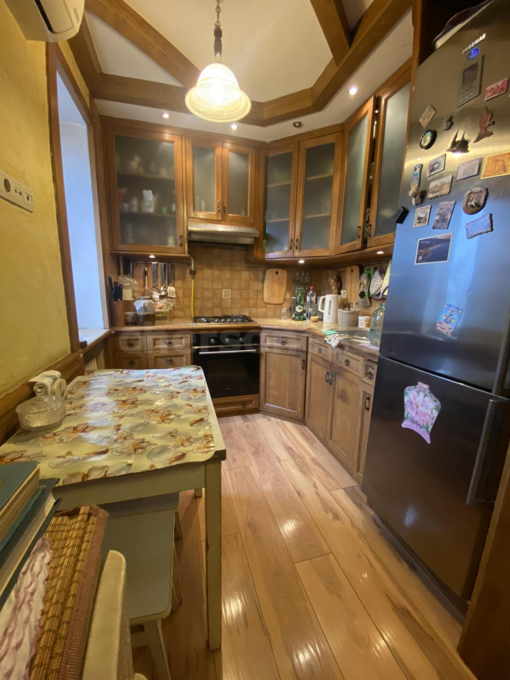 2-комн квартира Челюскинцев улица, д.32