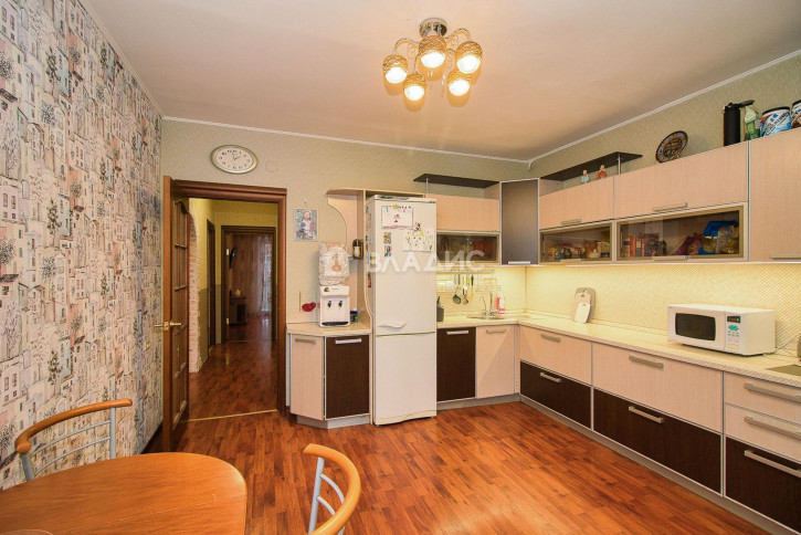 3-комн квартира 3-я Кольцевая улица