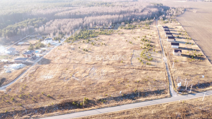 Земельный участок