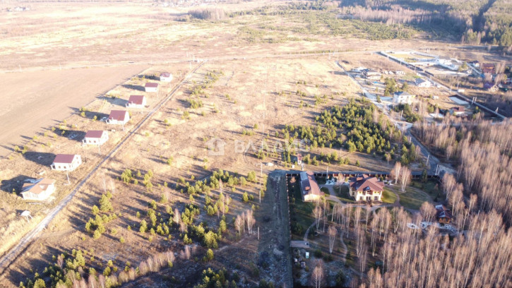 Земельный участок