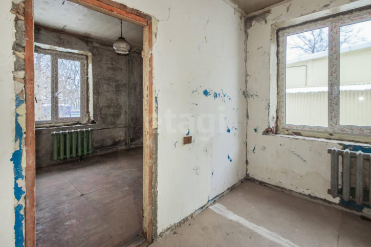 3-комн квартира улица Александра Клубова, 41