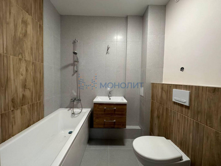 3-комн квартира Сергея Акимова ул, 50
