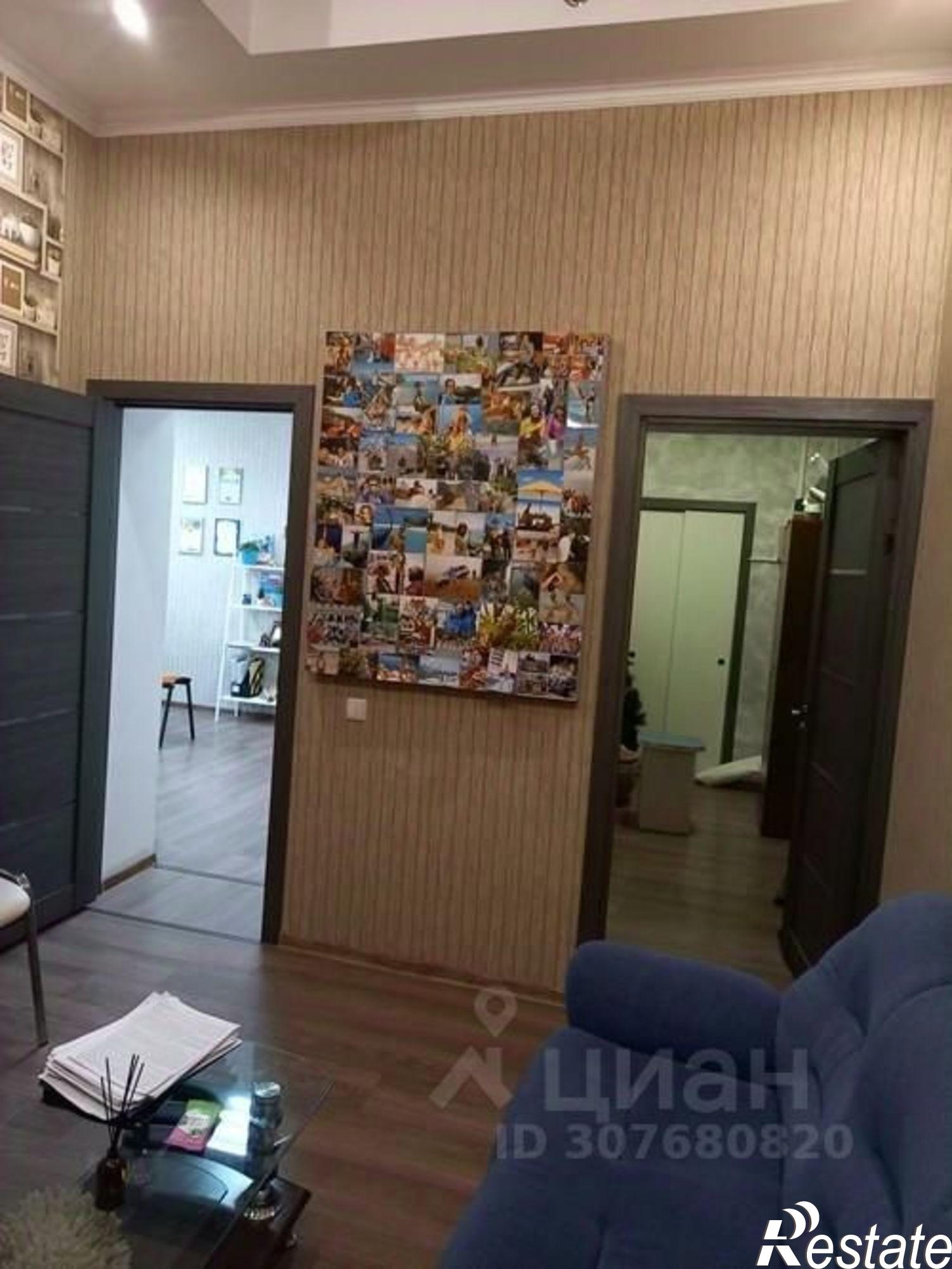 Купить офис, помещение под офис за 9 926 500 рублей на ул Декабристов, 6