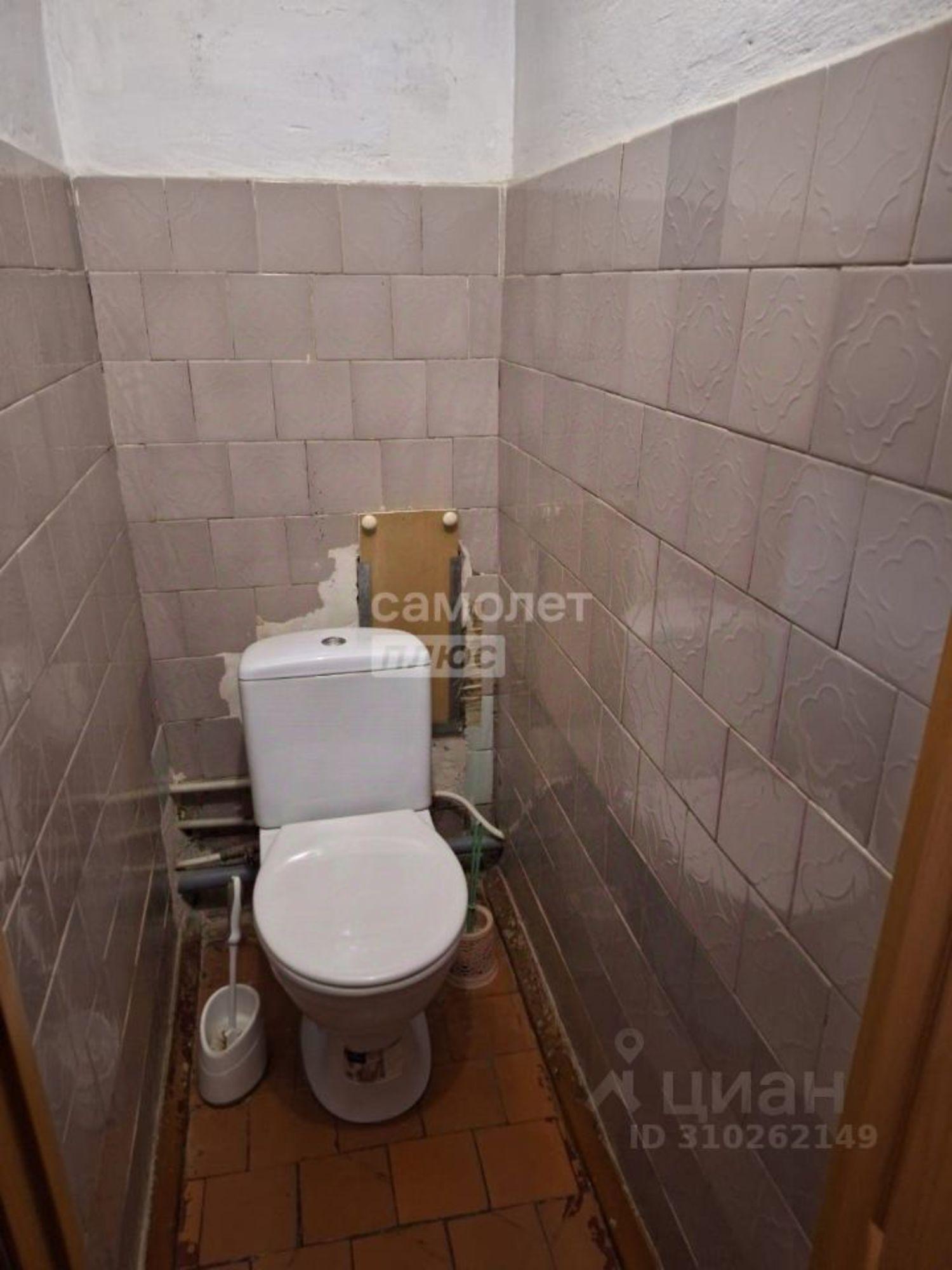 Купить комнату за 1 750 000 рублей на ул Уральская, 111