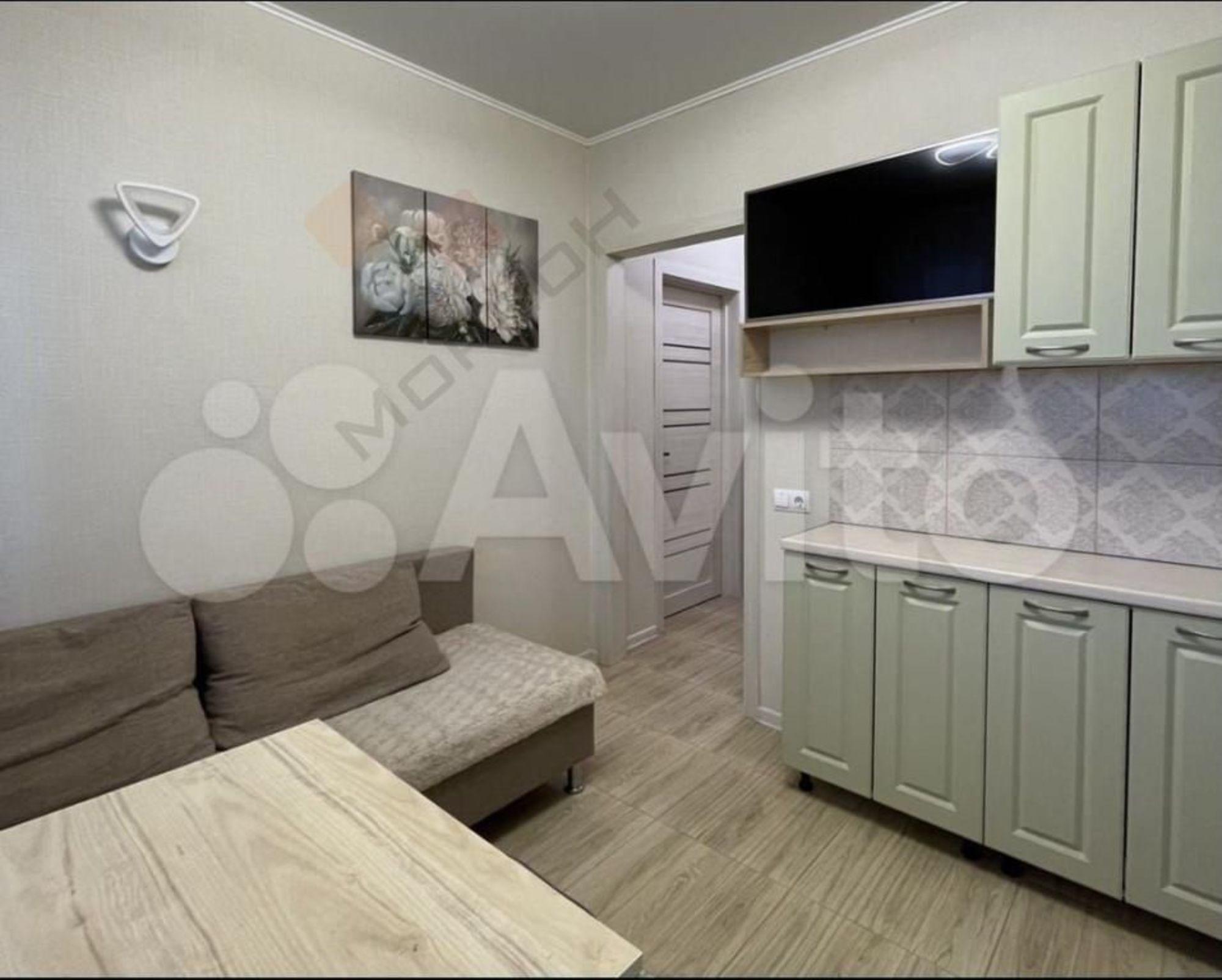 Купить квартиру за 4 500 000 рублей на Комарова ул, 21/1 к3