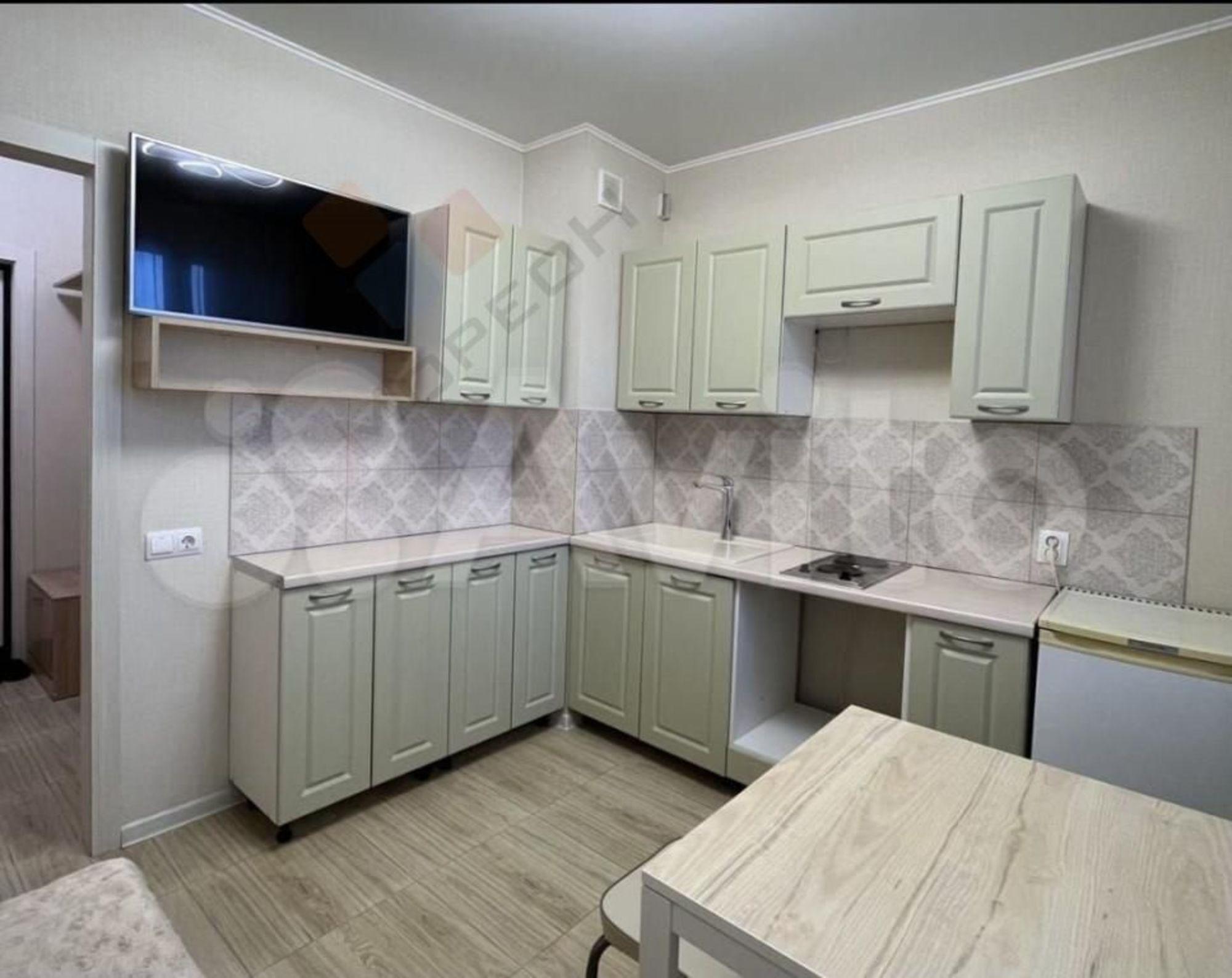 Купить квартиру за 4 500 000 рублей на Комарова ул, 21/1 к3