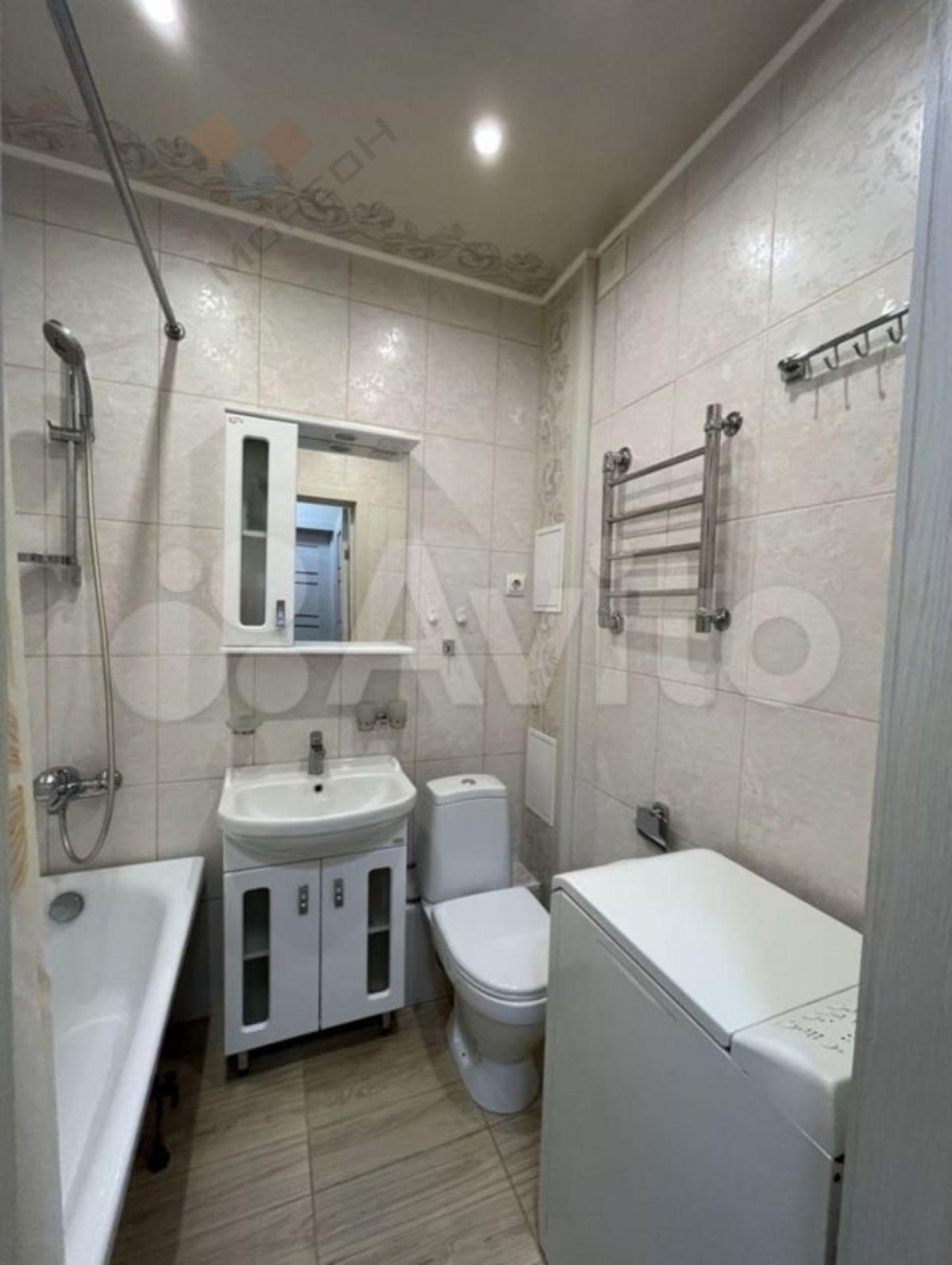 Купить квартиру за 4 500 000 рублей на Комарова ул, 21/1 к3