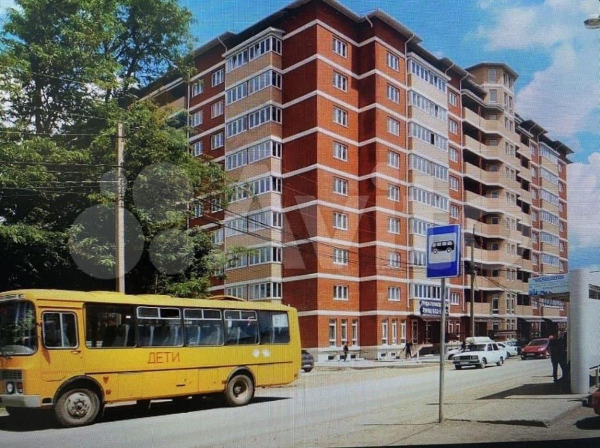 Купить квартиру за 4 500 000 рублей на Комарова ул, 21/1 к3