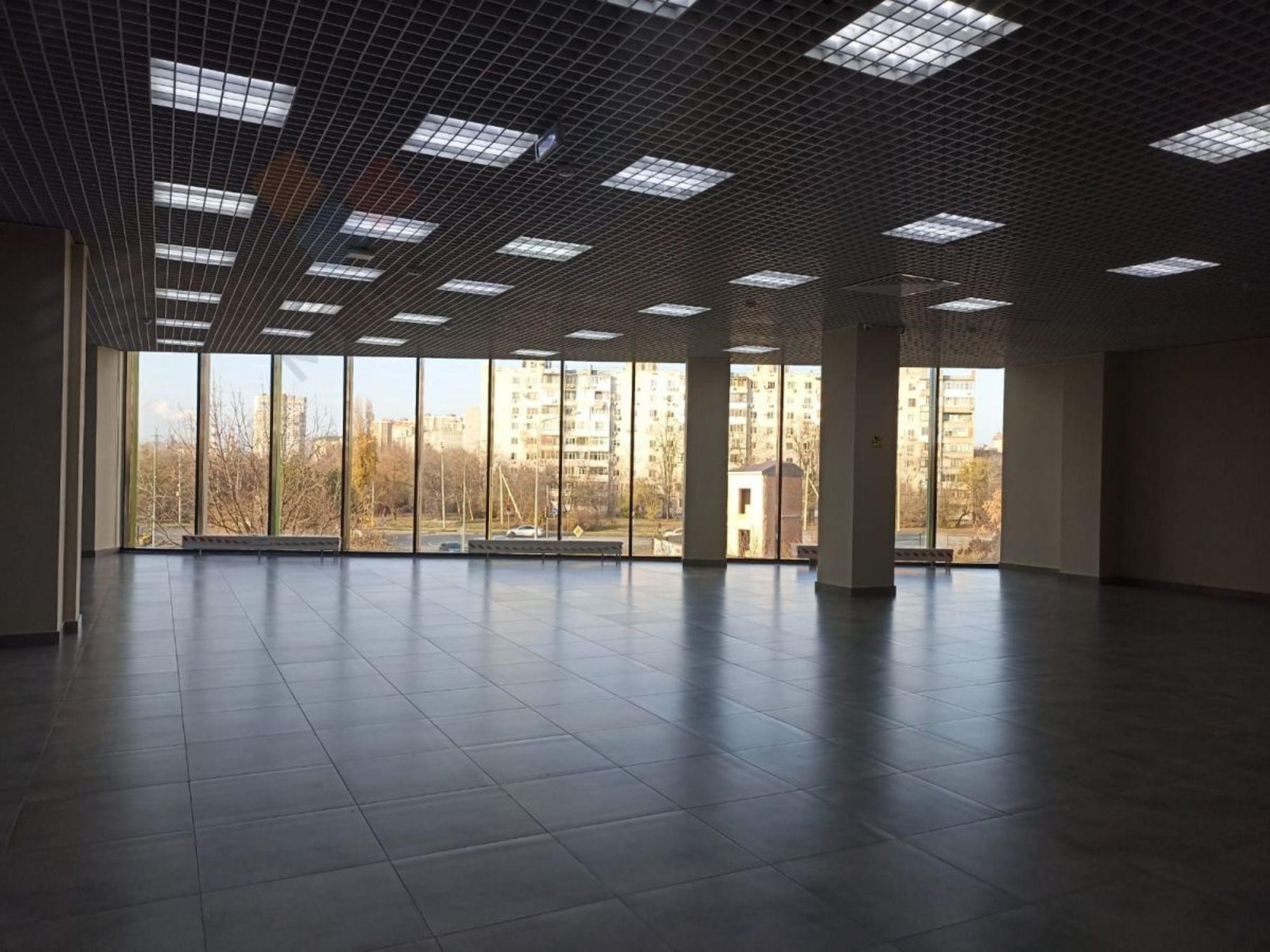 Сдать ресторан, помещение под кафе за 246 000 рублей на им. писателя Знаменского пр-кт, 2