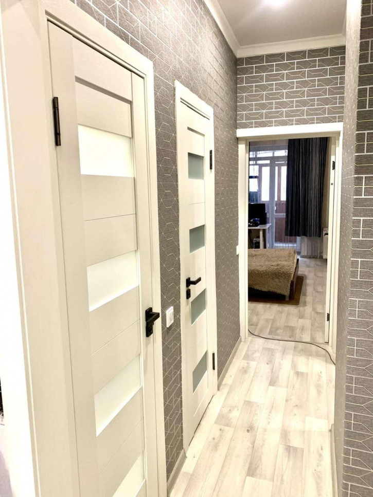 2-комн квартира Богдана Хмельницкого проспект, 77