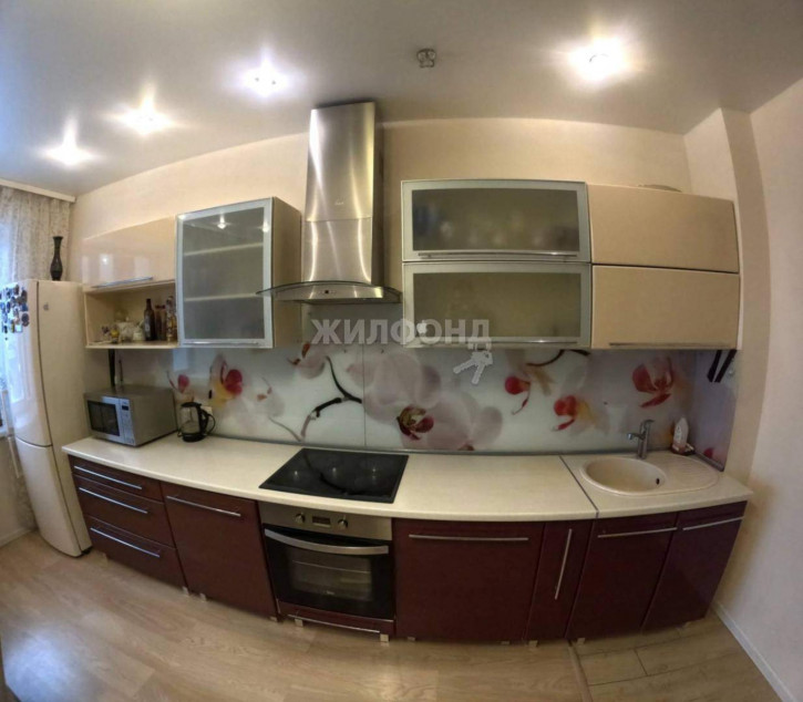 4-комн квартира Красный проспект, д.169/2 4-комн квартира Красный проспект, д.169/2