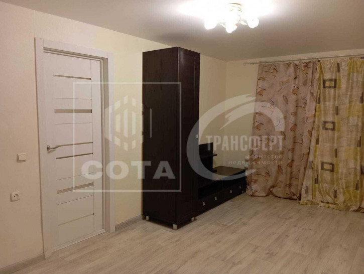 Офис Челюскинцев улица, 84