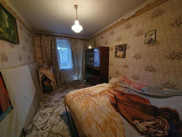 3-комн квартира 18-я Линия, 69