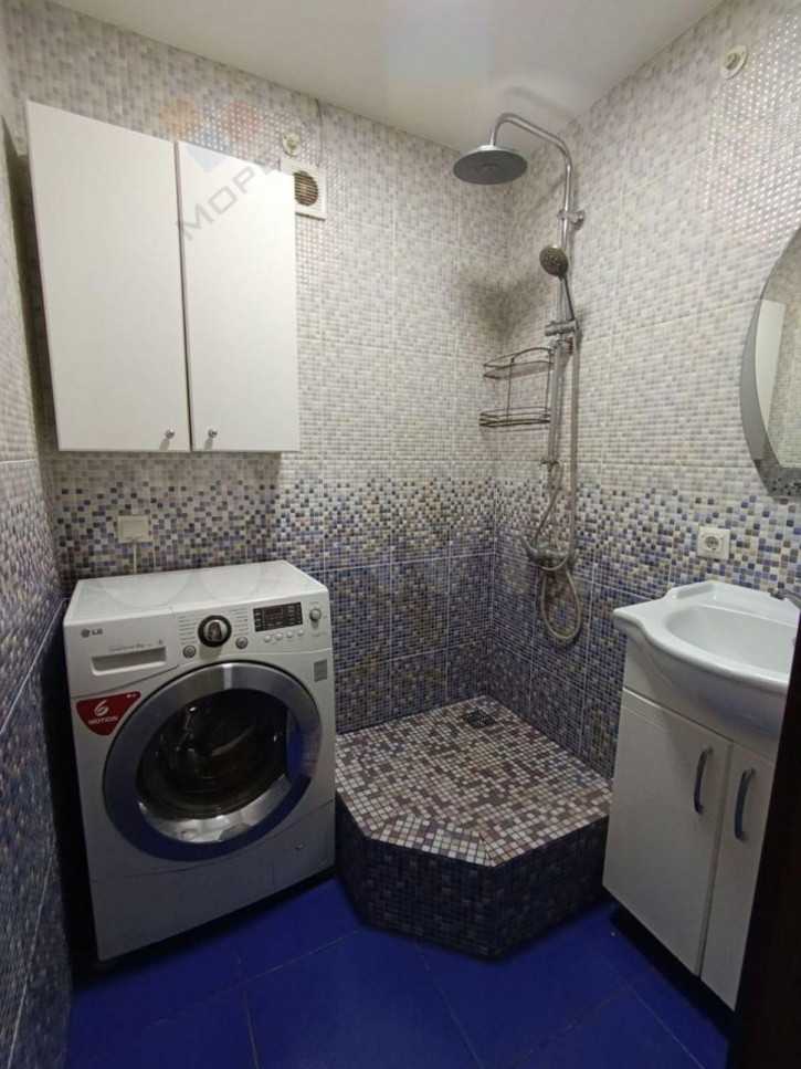 3-комн квартира Комсомольская ул, 60