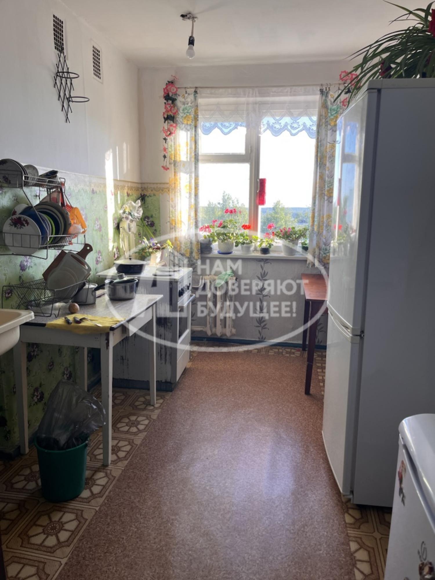 Купить комнату за 450 000 рублей на переулок Строителей, 4/2