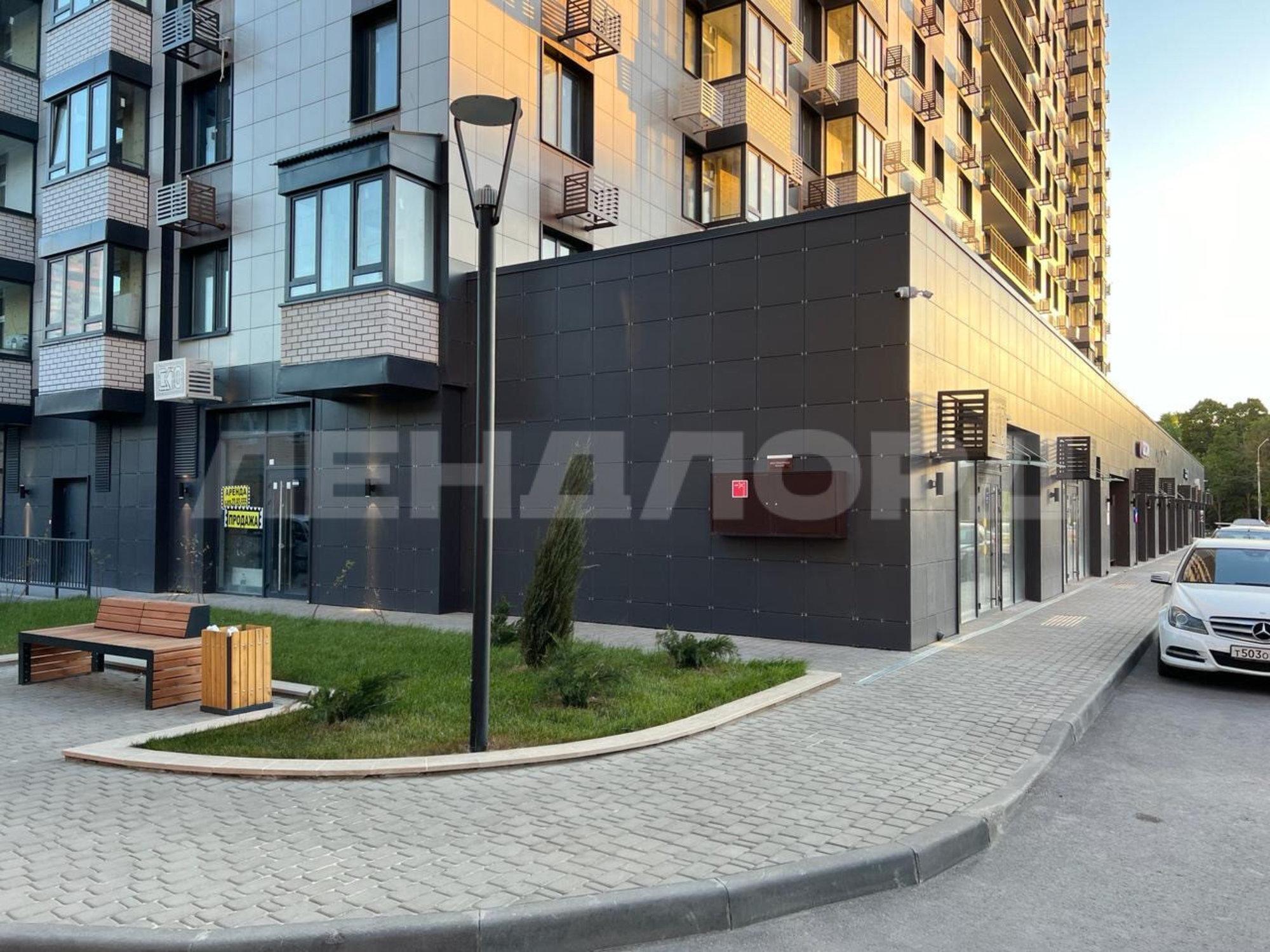 Купить торговое помещение за 28 000 000 рублей на проспект Ленина